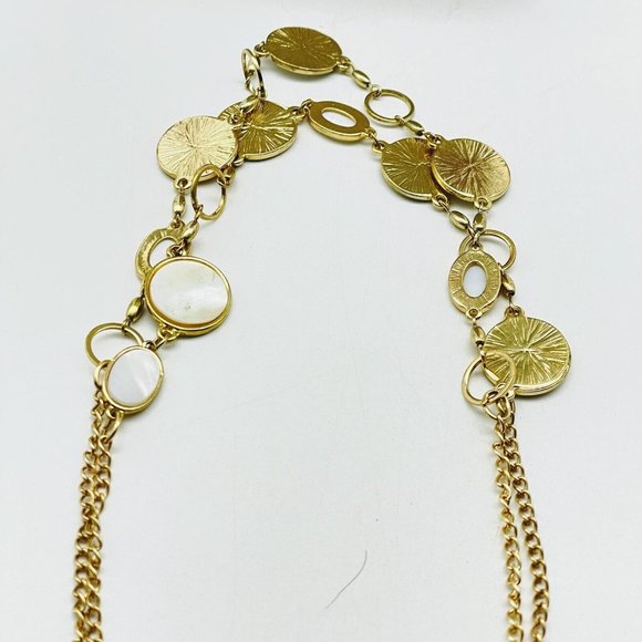 Charming Charlie Signed Shell Station Necklace Gold Tone Beach Coastal Islands - Picture 9 of 9